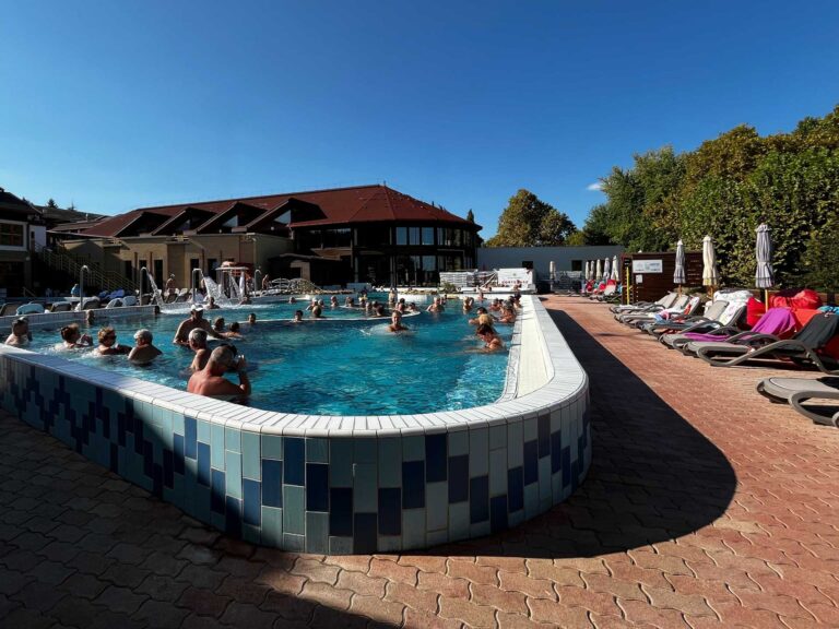 aquapqr termal és gyógyfürdő Thermal Camping Zalakros apartman kemping